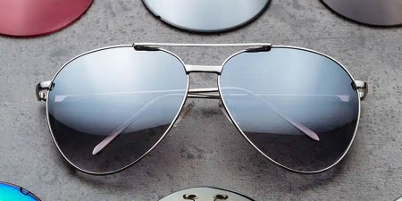 Αλλαγή Φακών σε Γυαλιά Ηλίου: Το Κλειδί για Κρυστάλλινη Όραση και Στυλ